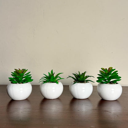 White Mini Pots Set of 4